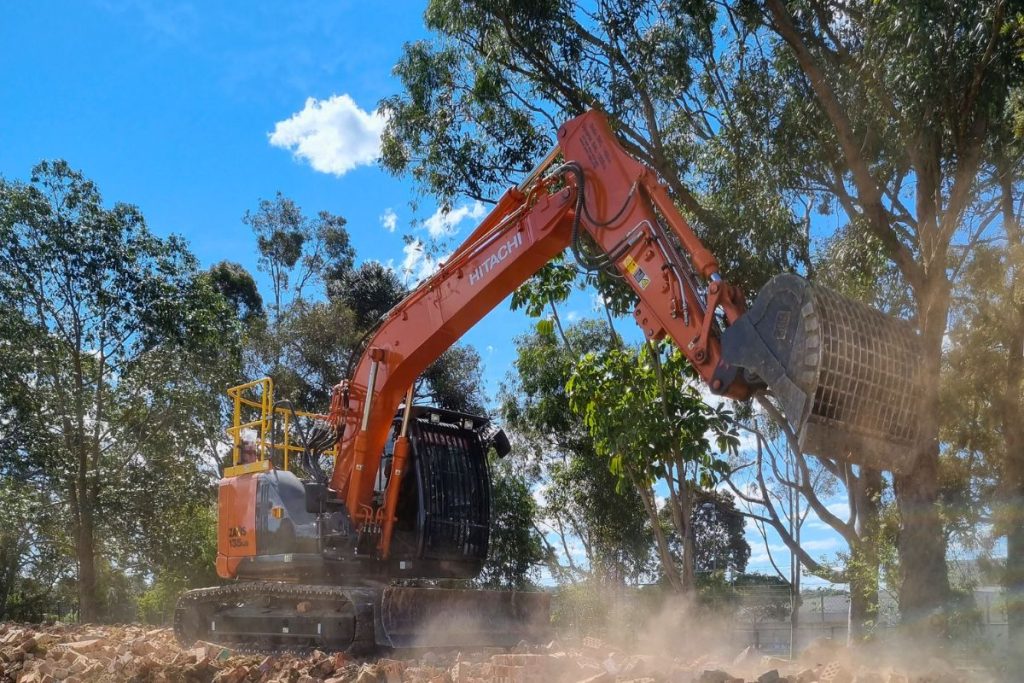 Seven Hills Retaining Wall Demolition (2)